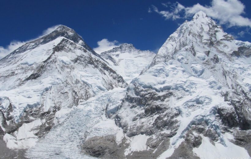 EVEREST(8848 mètres) et LHOTSE (8516 mètres)